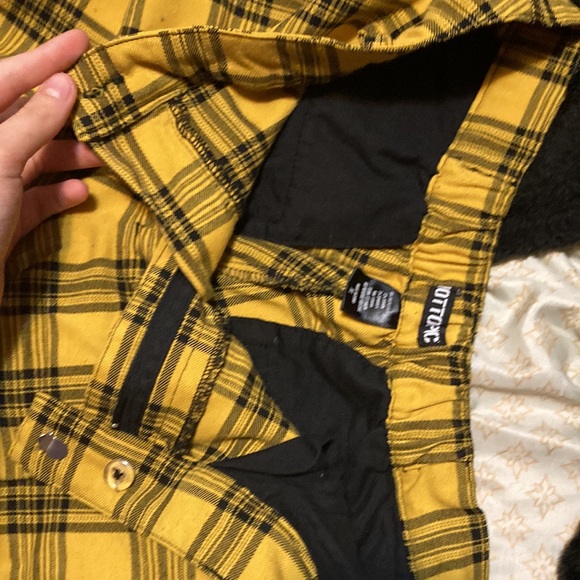 Yellow Plaid pants - Picture 2 of 4